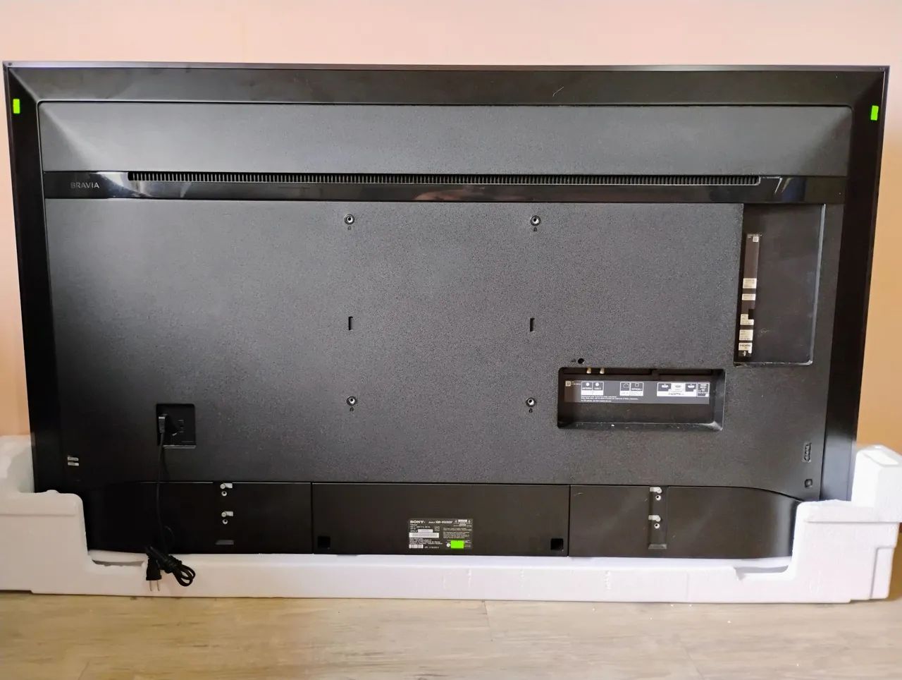 TV Sony 65 pol. (XBR-65X905F) - Retirar peças - Foto 2
