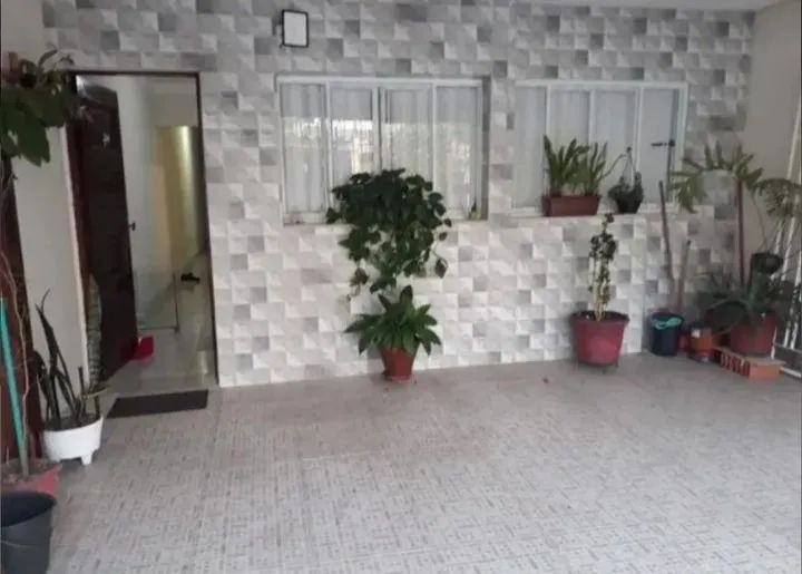 VENDO CASA SEMI NOVA PARCELADA - Foto 2