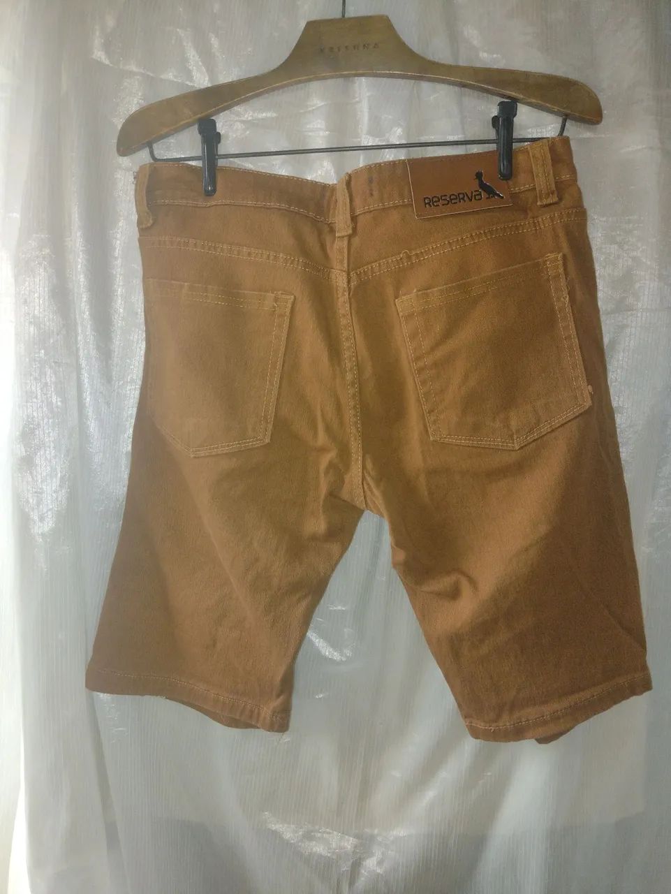 Bermuda masculina jeans marca Reserva. - Foto 4