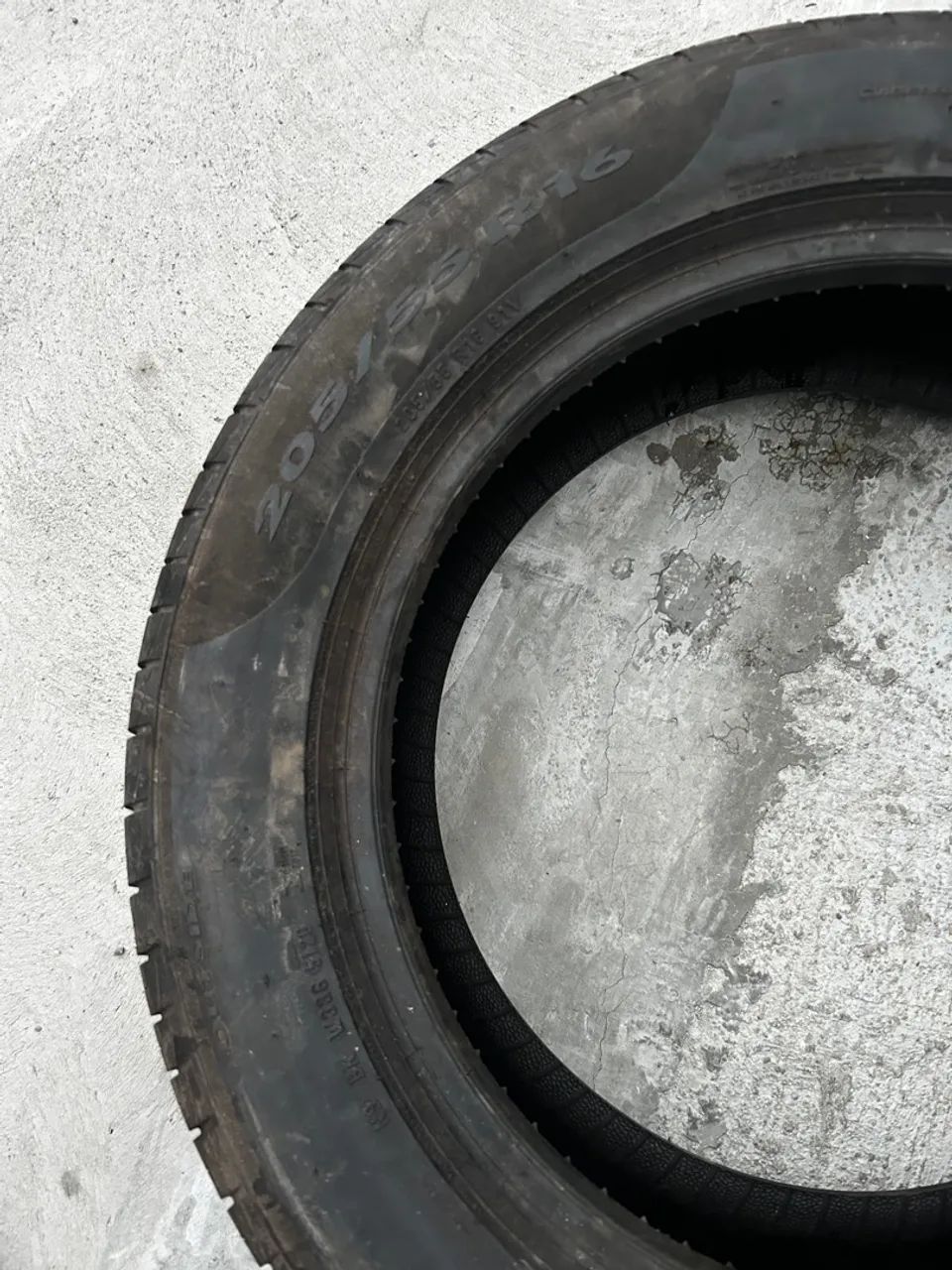 PNEU em ótimo estado 205/55/16 pirelli Cinturato plus P1 perfeito - Foto 3