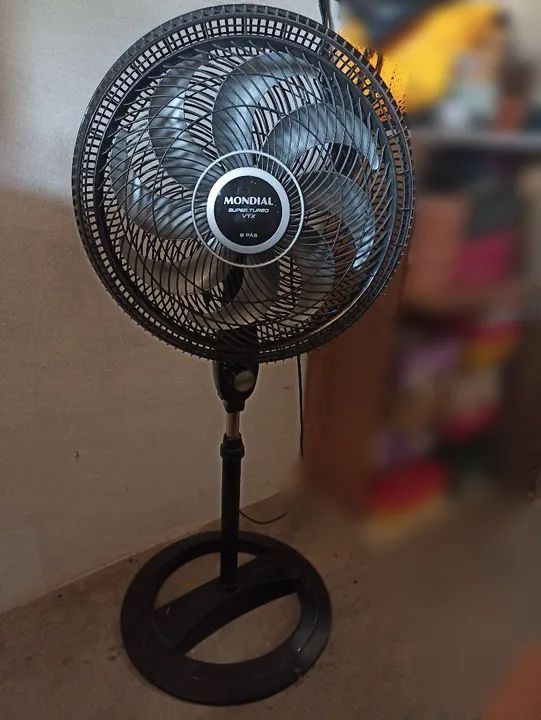 Ventilador de mesa Mondial Super Turbo VFX