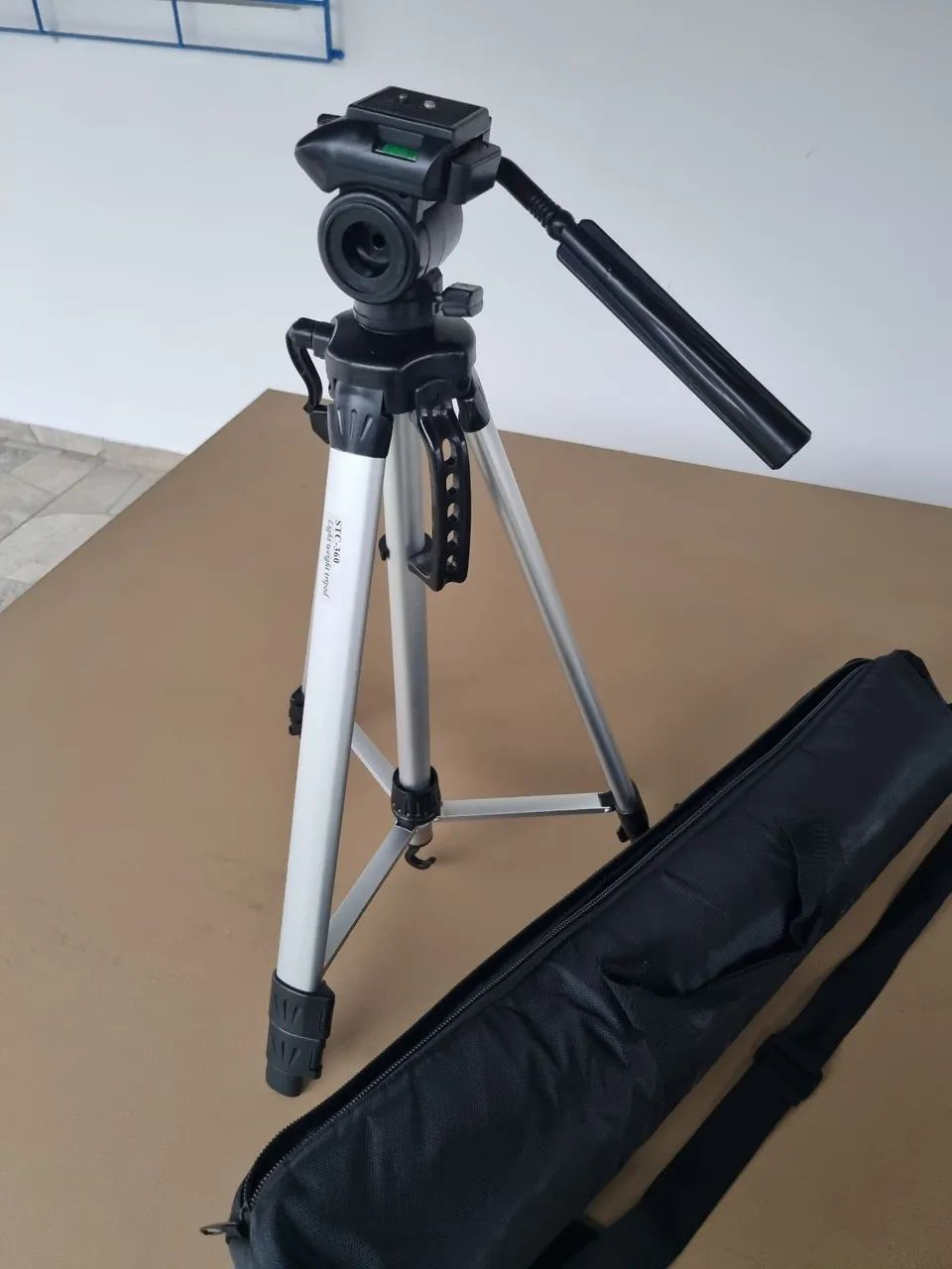 VENDO Tripés para câmera + 1 Bolsa de Transporte