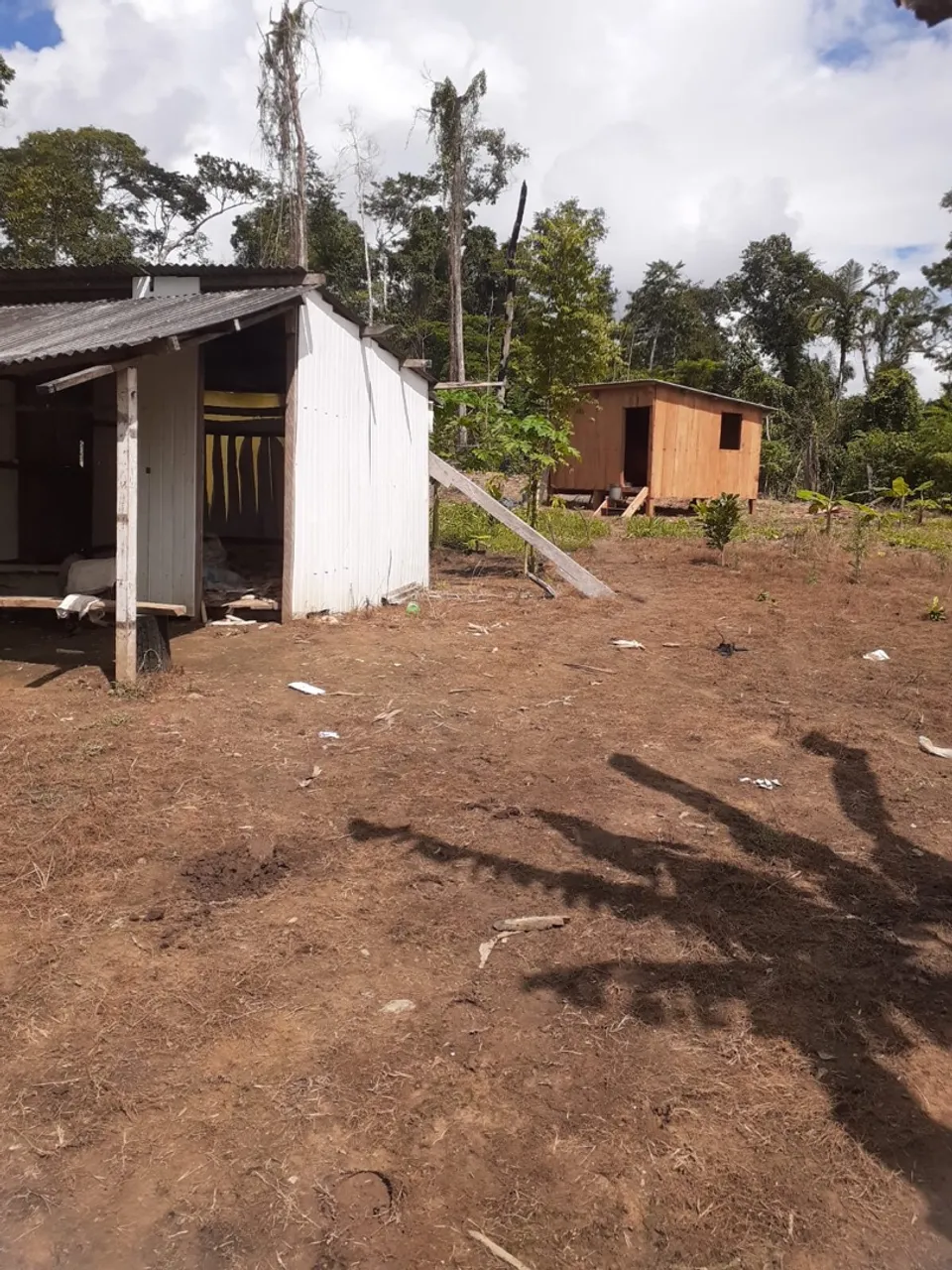 Vende- se uma chácara no Bujari