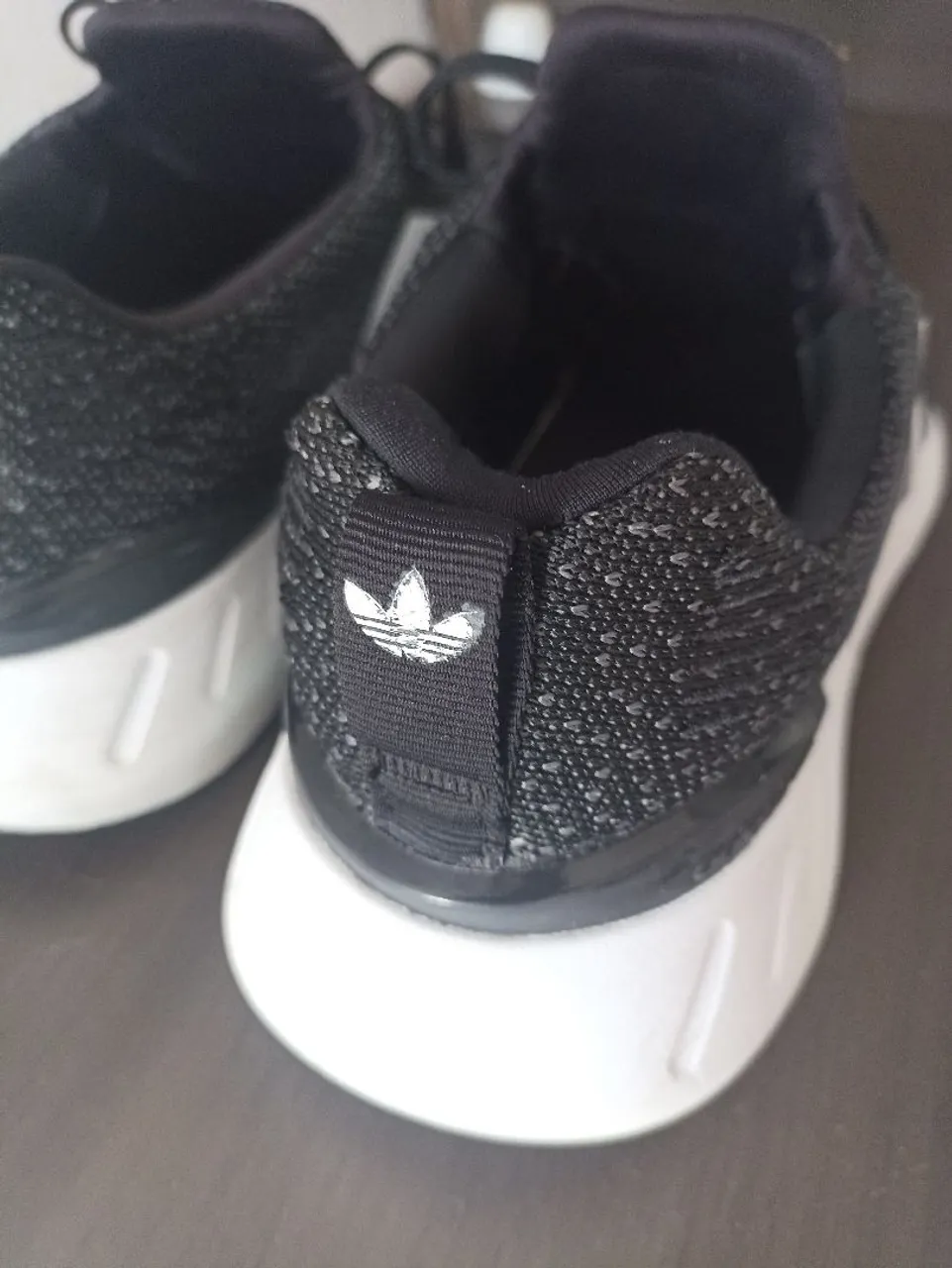 Tênis Adidas