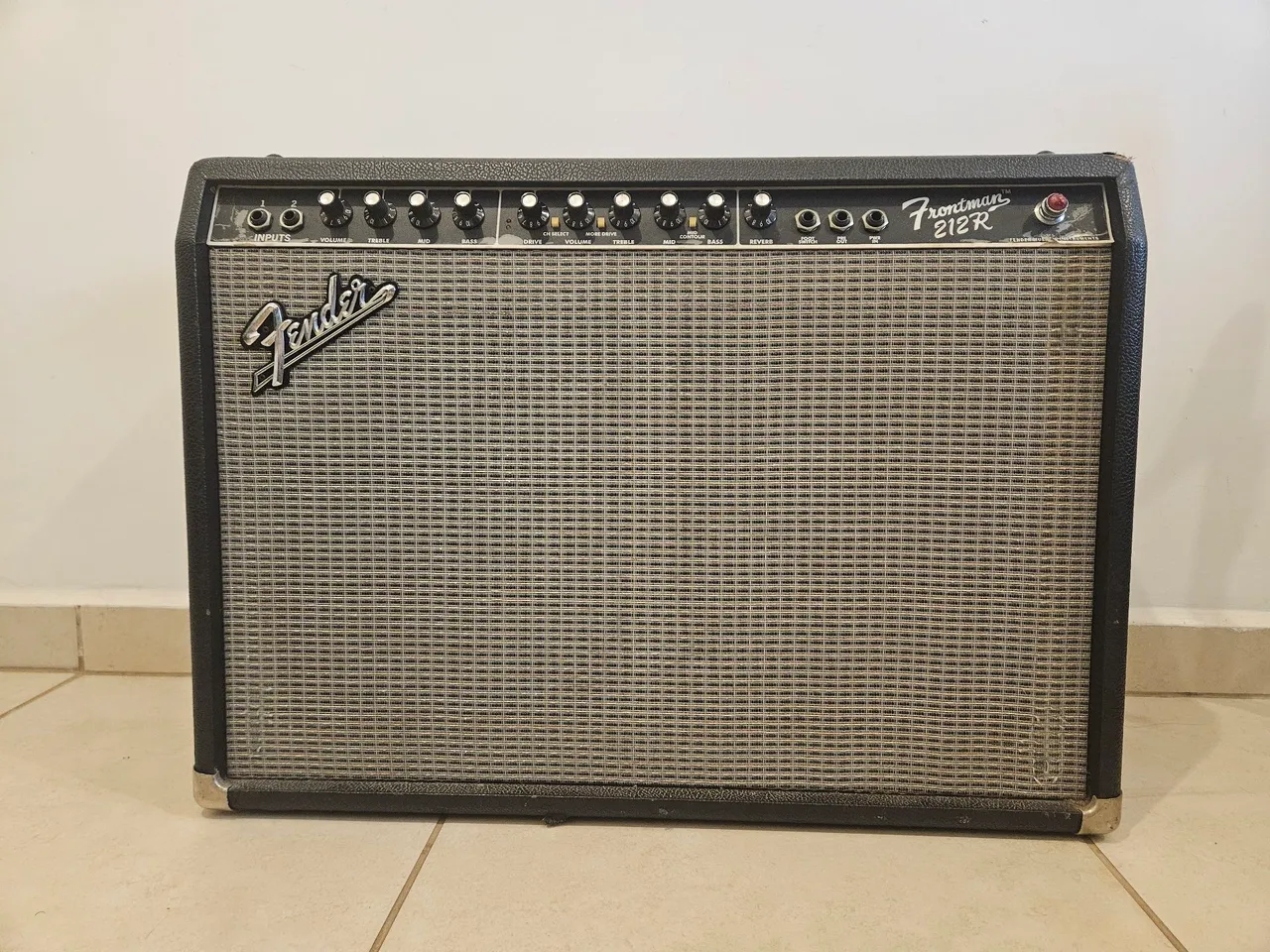 Amplificador Fender Frontman 212R