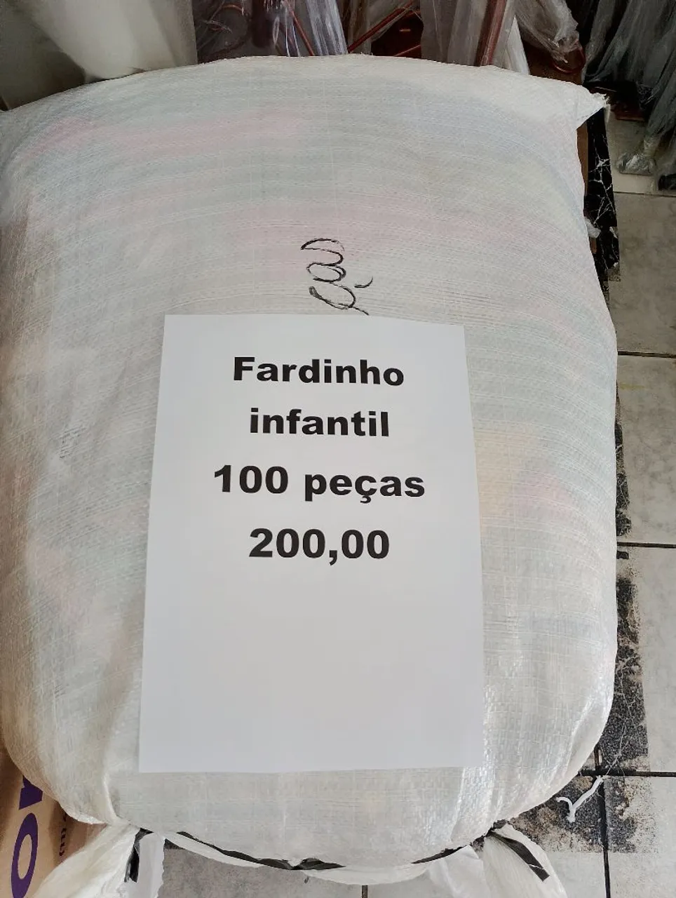 Fardo roupas infantil usadas 100 peças