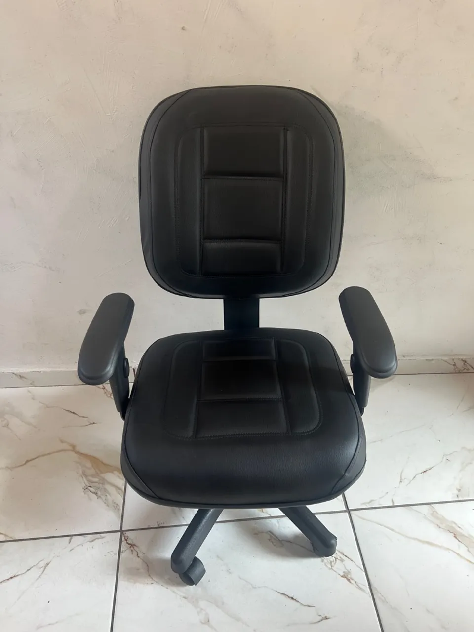 Cadeira de Escritório Ergonômica Preta