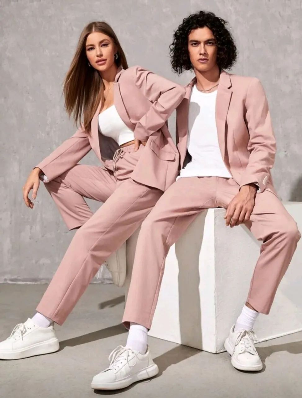 Conjunto Rosa Unisex terno 