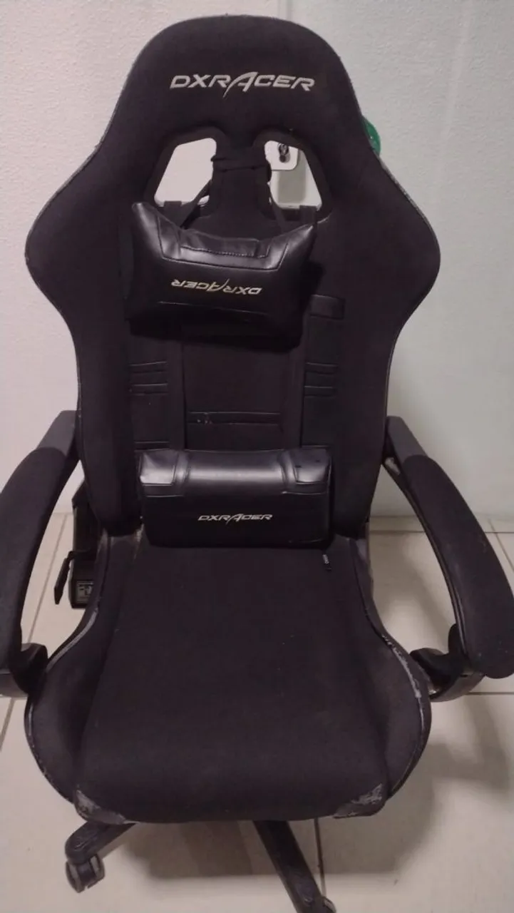 Cadeira Gamer DXRacer - Conforto e Estilo!