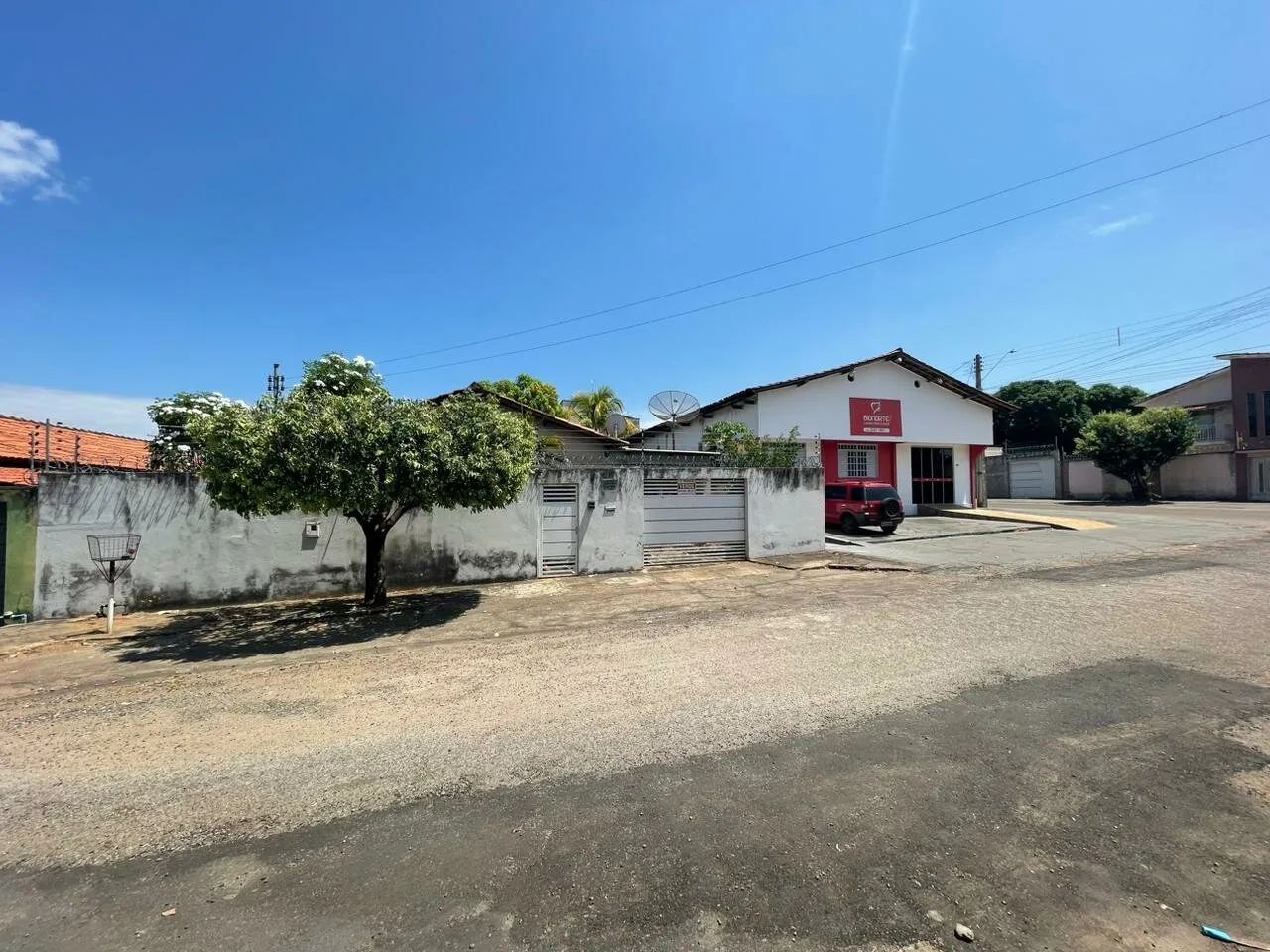 Casa de 03 quartos sento 1 suíte no setor Jardim Brasília em Porto Nacional-TO - Foto 3