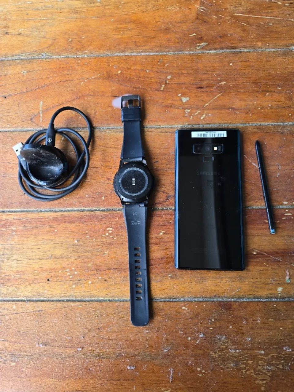 Conjunto Samsung Galaxy + Smartwatch Gear S3 - Foto 2