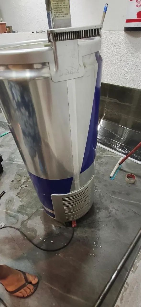 Geladeira Redbull  - Foto 5