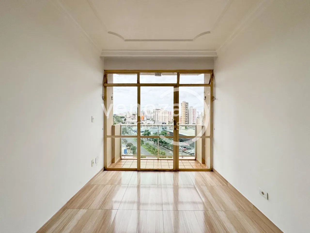 Apartamento para alugar no Edifício San Lorenzo, Centro de Londrina - Foto 4