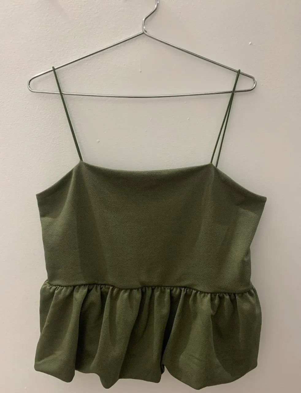 cropped verde oliva