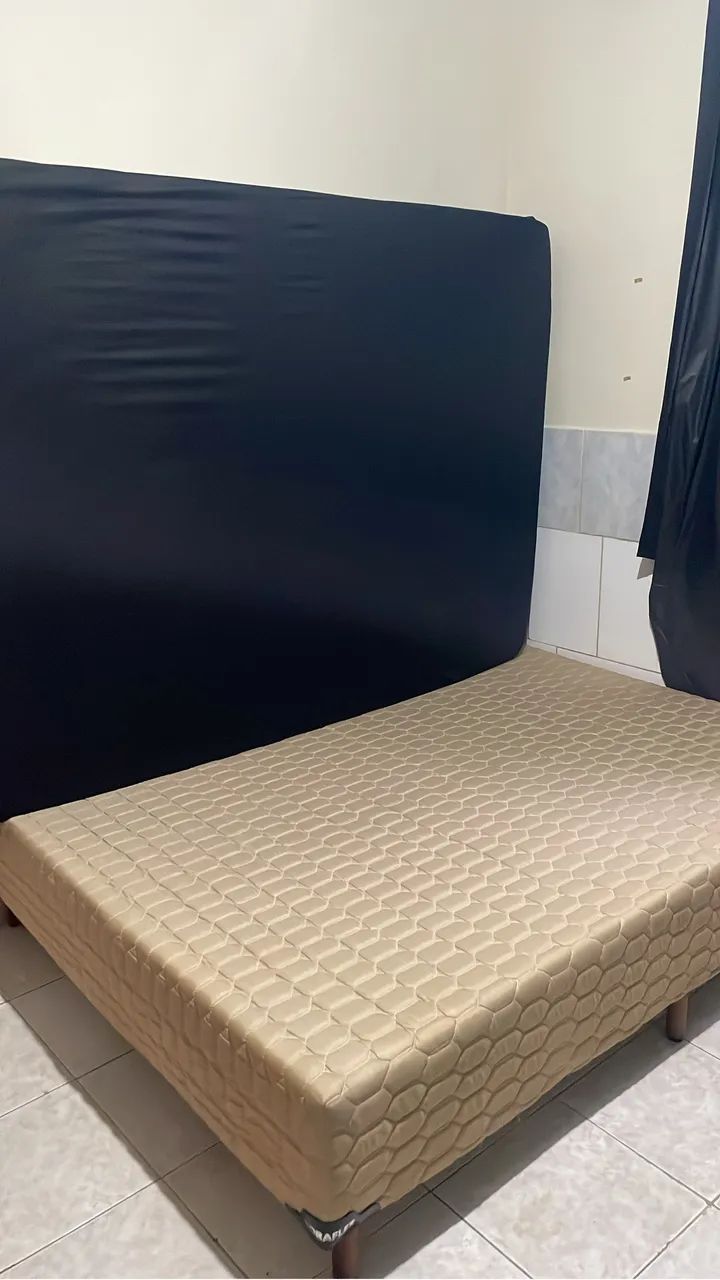 Vendo Cama Casal