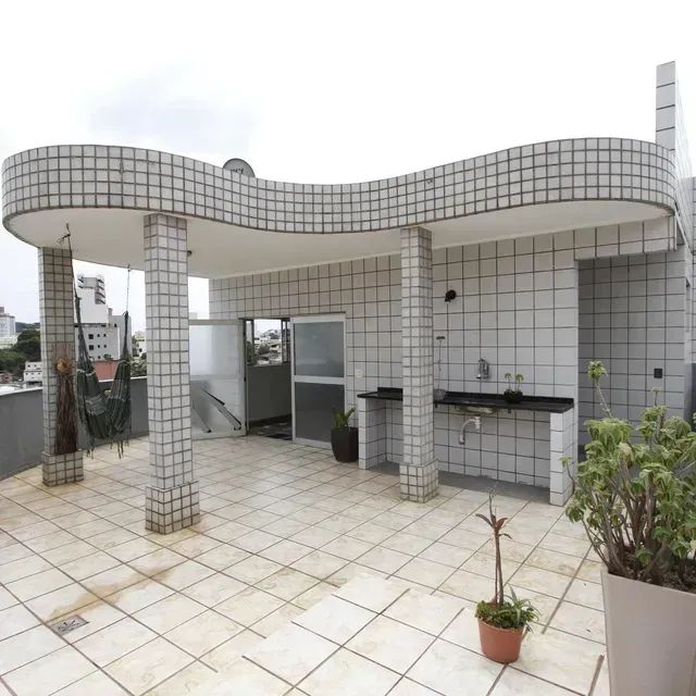 Cobertura 140m², 3 quartos e 2 vagas R$ 720.000