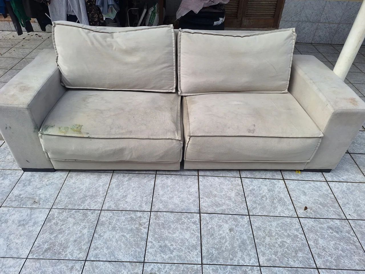 Sofá usado