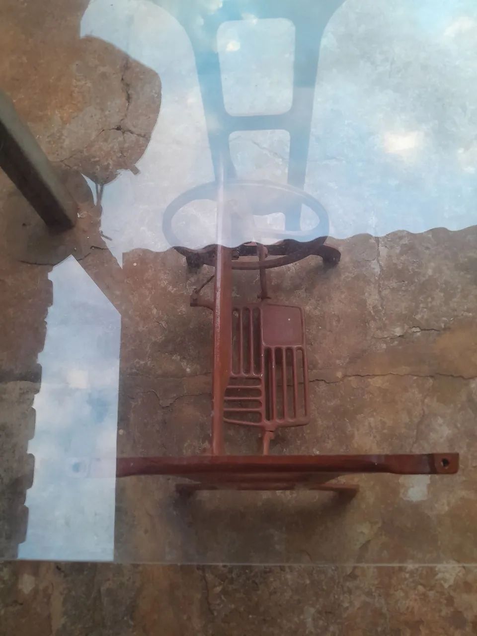 Iron Machine Foot471904577452789762