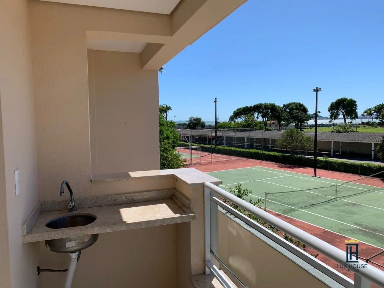 Apartamento mobiliado na Cachoeira do Bom Jesus - Foto 2