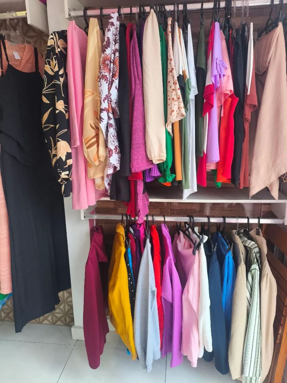 Lote de vestido  - Foto 4