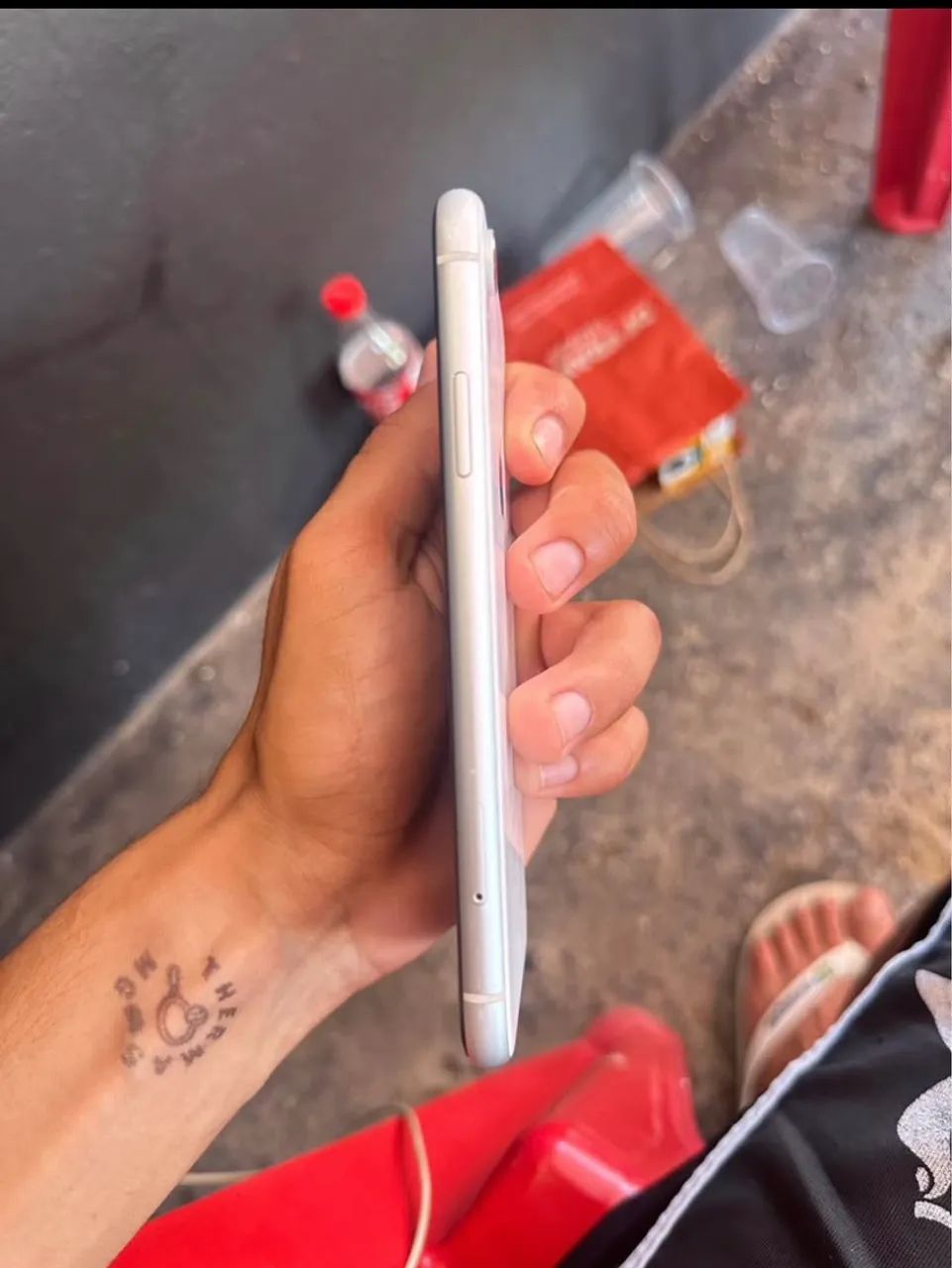 iPhone XR 64 gb  - Foto 3