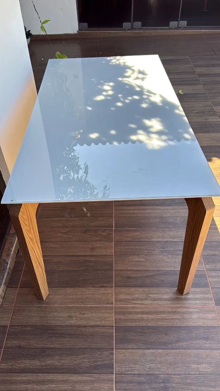 Mesa de jantar retangular 