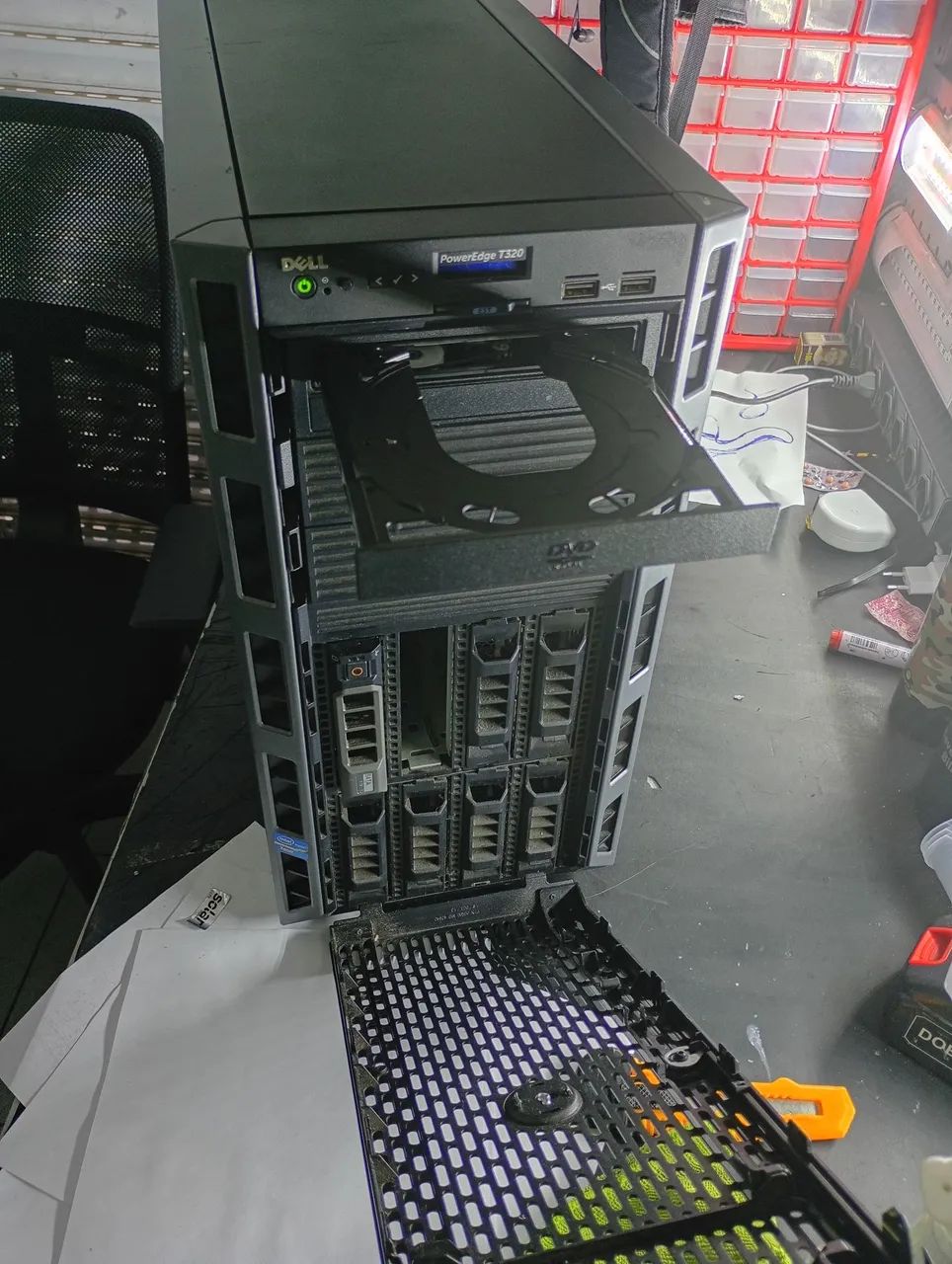 servidor torre Dell PowerEdge T320, estado de novo  - Foto 3