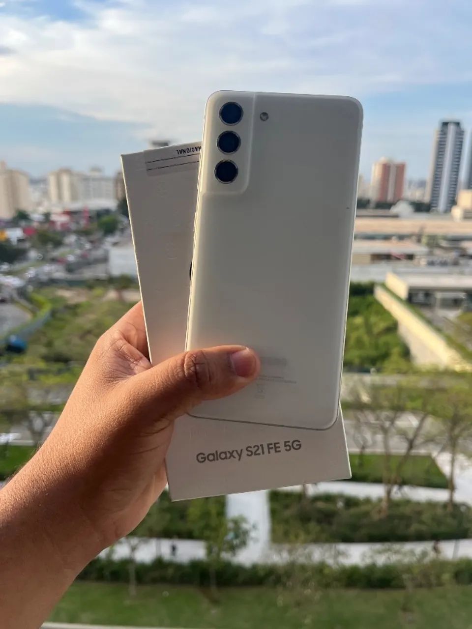 S21 FE DE 128GB BRANCO 5G - SEMINOVO - Foto 3