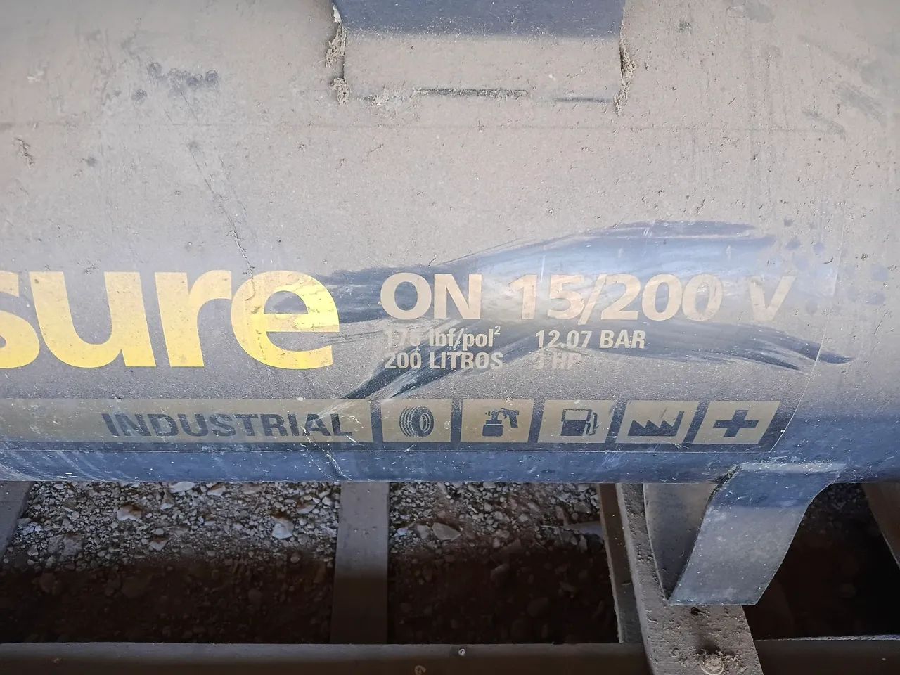 Compressor Pressure 175 lbf 200 litros  - Foto 4