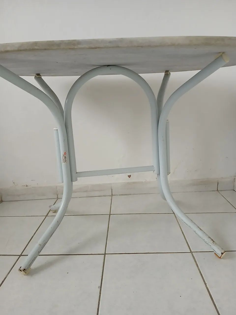 Mesa Oval para 4 pessoas - Foto 4