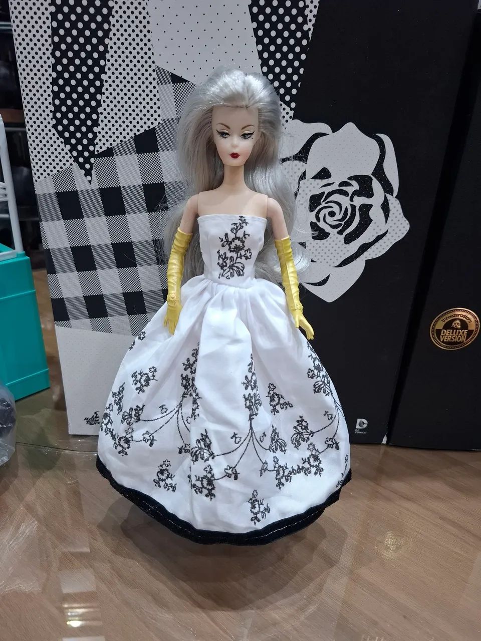 Boneca barbie tipo silkstone