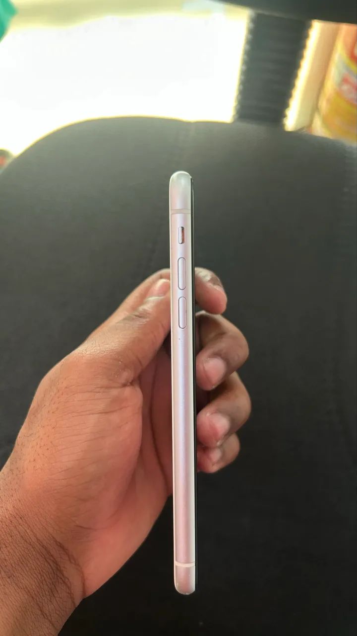 iPhone XR 64gb Branco, 80% de bateria - Celulares e Smartphones