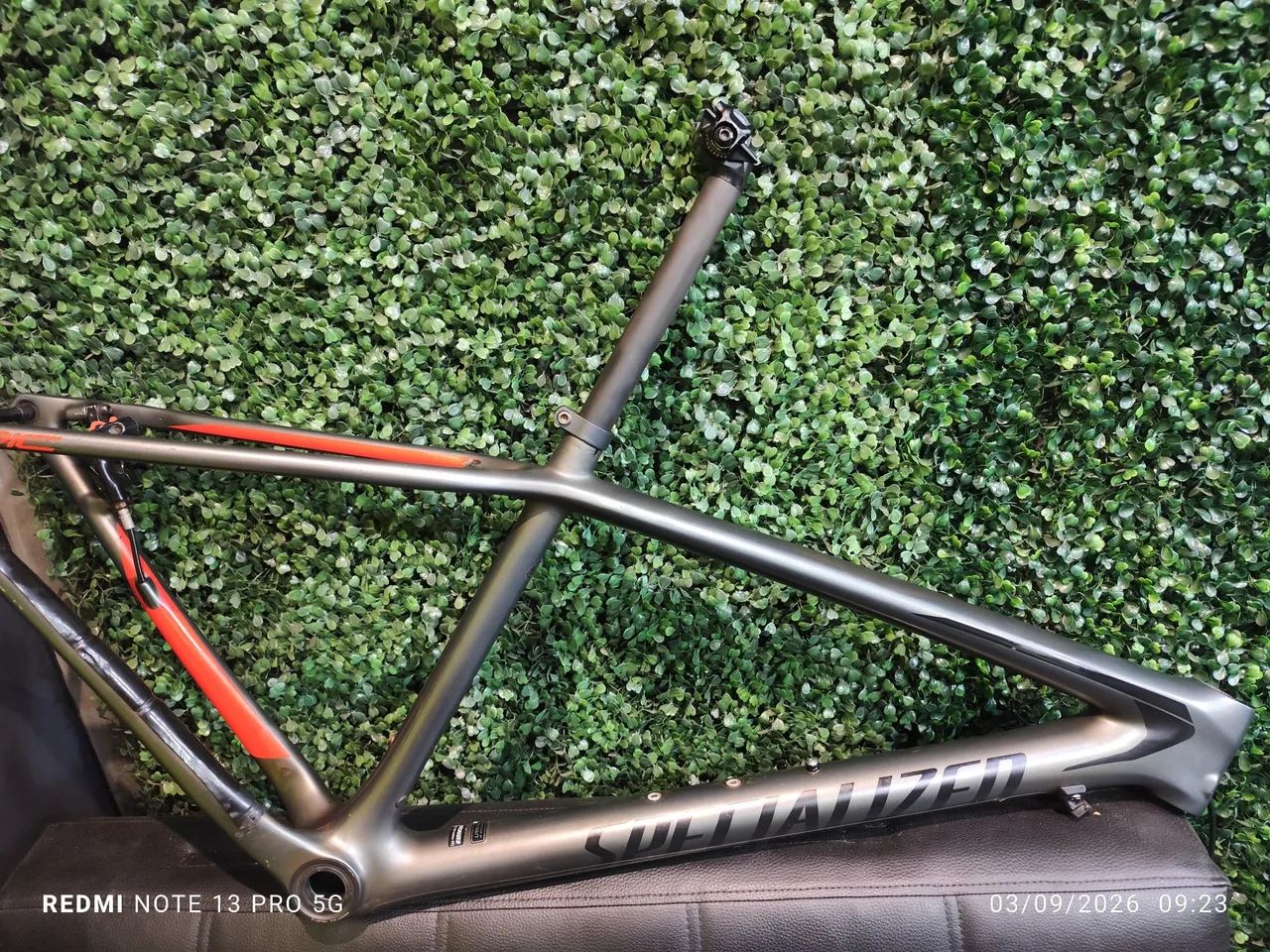 Quadro Specialized epic carbon tamanho 15 - Foto 2