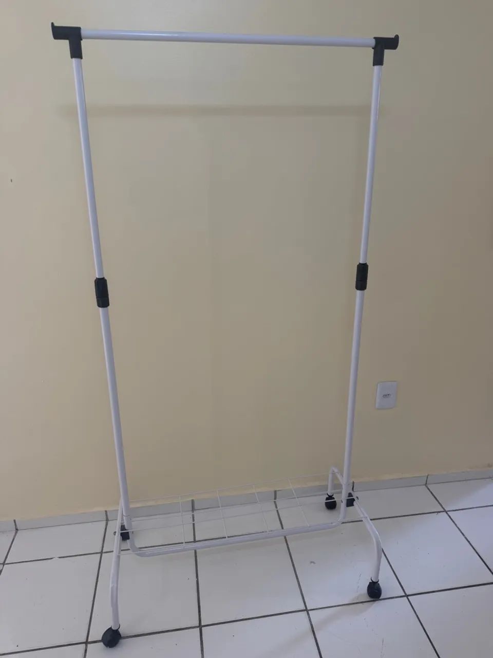 Arara de roupa - Foto 2