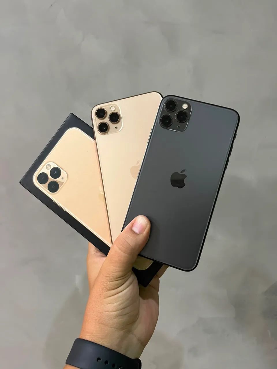 iPhone 11 Pro maxx com garantia / entrego na sua casa  - Foto 2