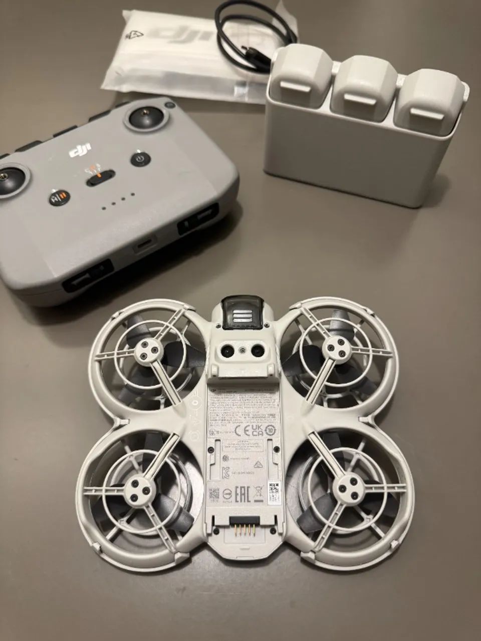 Drone DJI Neo 1 Combo Fly More - Seminovo - Foto 3