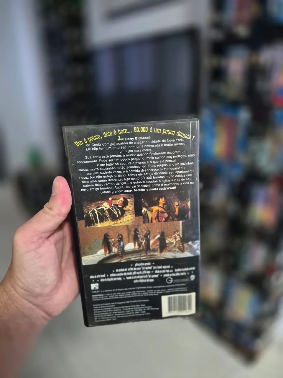 VHS Joe e as Baratas - Legendado Raridade - CDs, DVDs etc - Jardim