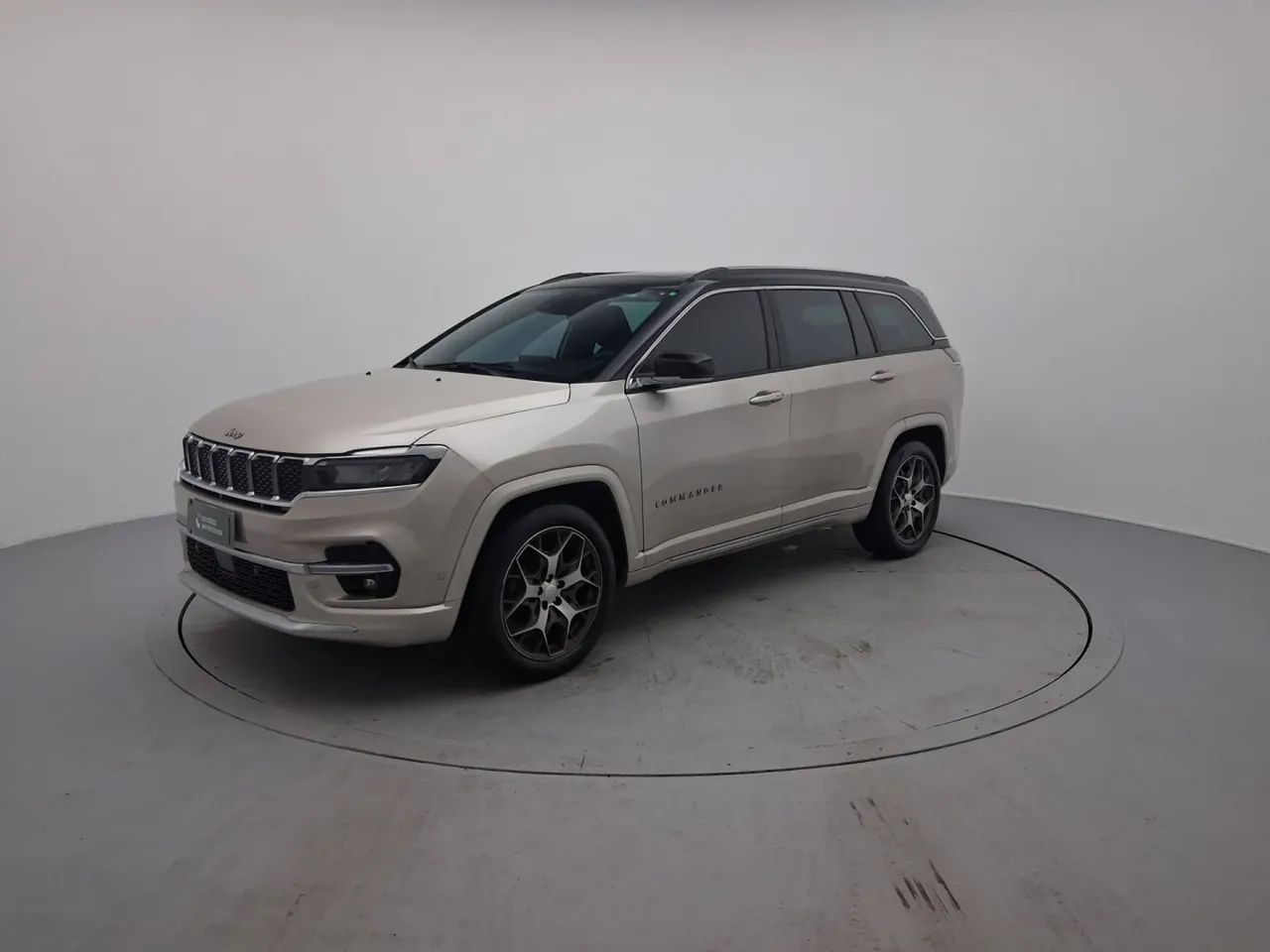 Jeep Commander