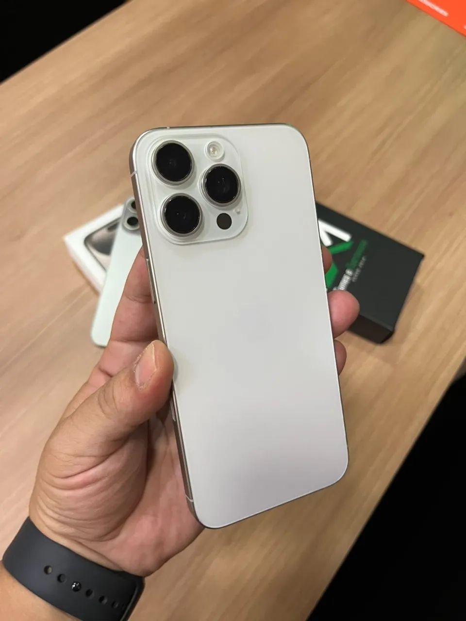 iPhone 15 pro maxx 256gb impecável / levo até você 