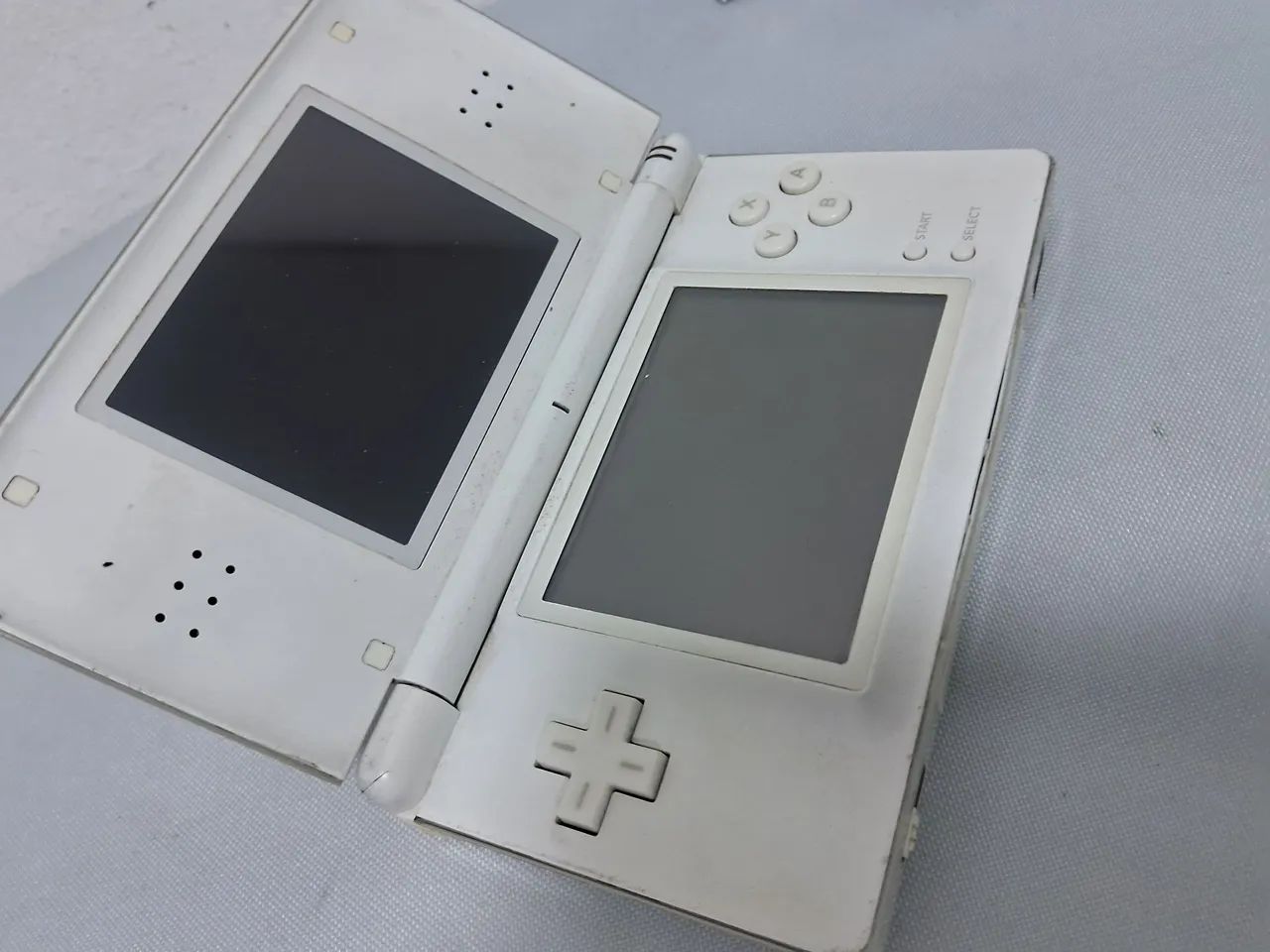 Nintendo Ds  lite  case e jogo de brinde - Foto 2