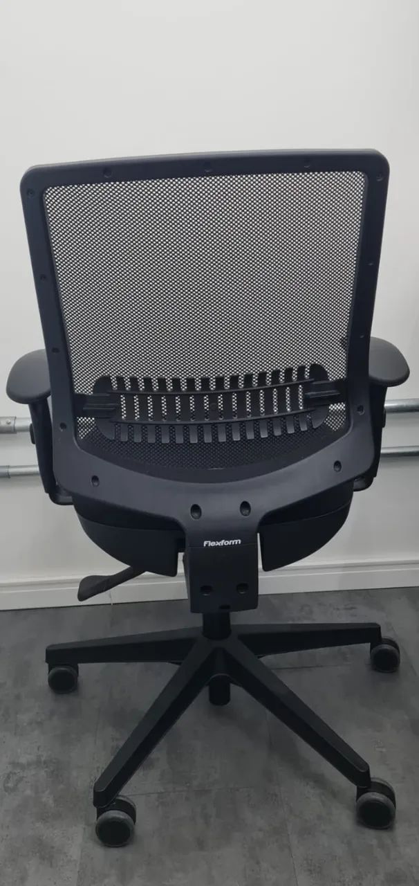 Cadeira Flexform - Uni All Black - Foto 2