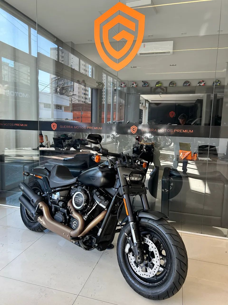 Harley Davidson Fat Bob 107 - Foto 2