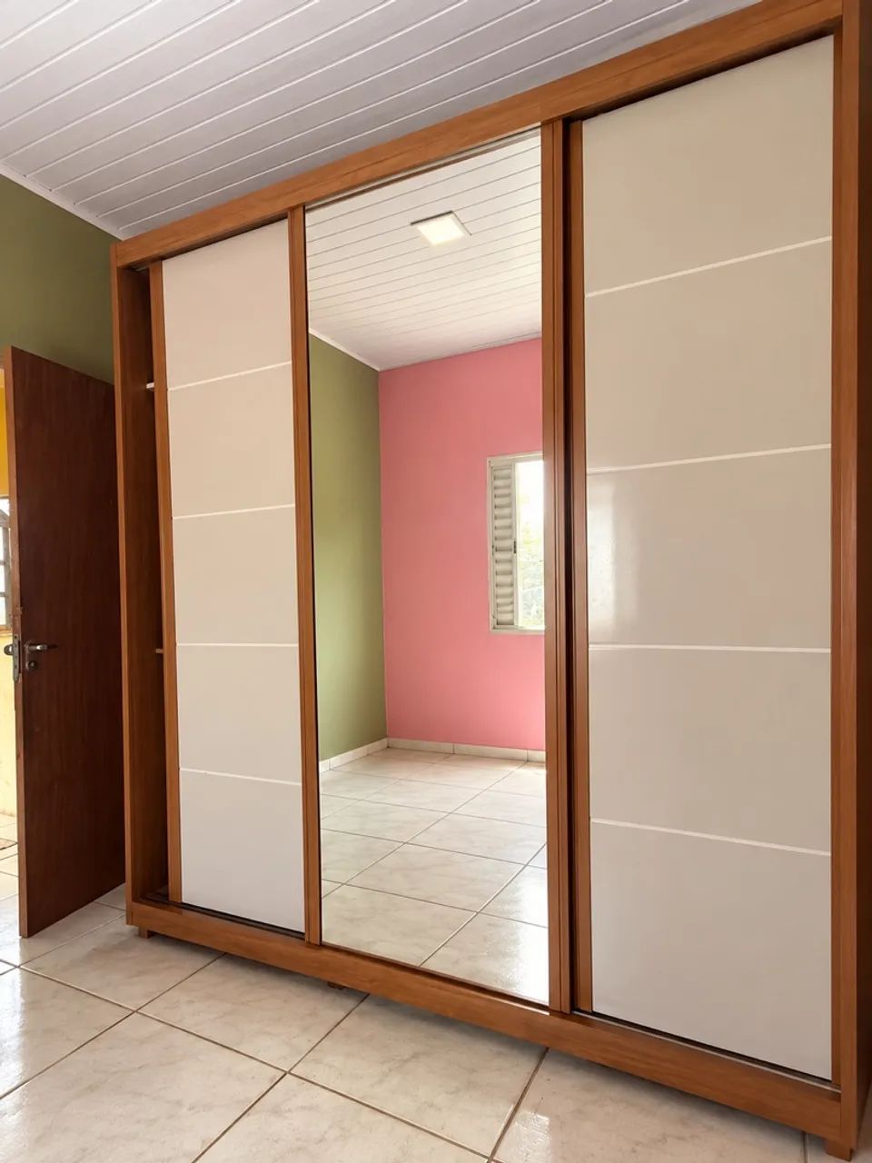 Guarda-roupa