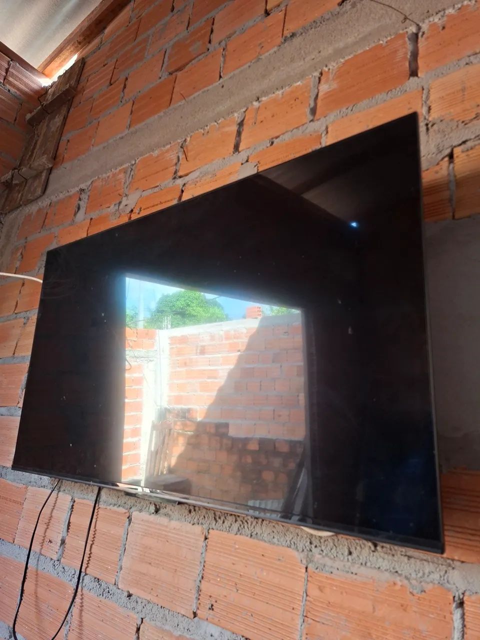 TV TCL Smart 43" - Ótimo Estado - R$ 700 - Foto 5
