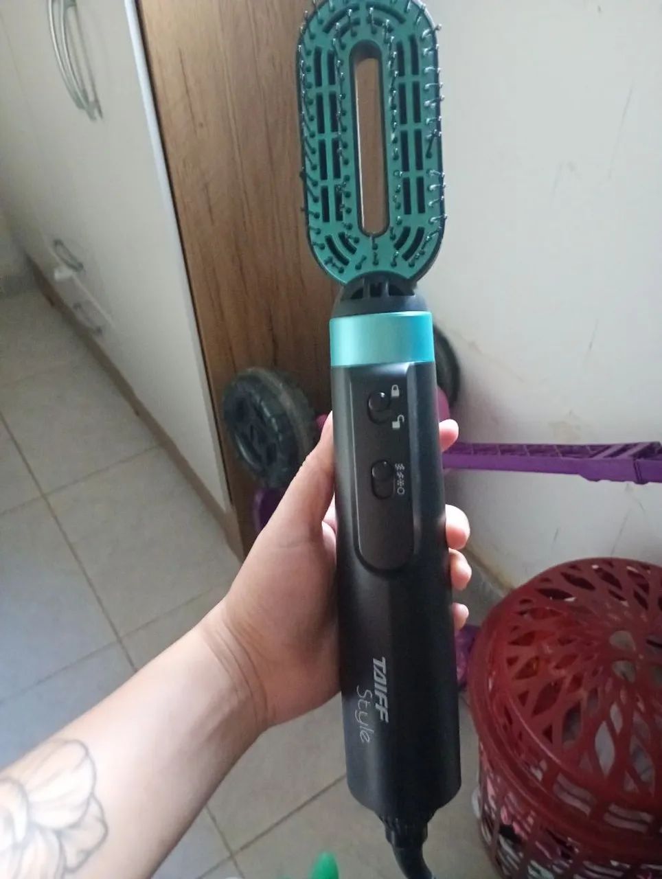 Escova de cabelo taiff