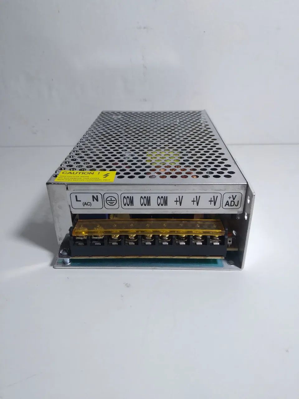 Fonte chaveada Dake 48V 5A nova - Foto 4