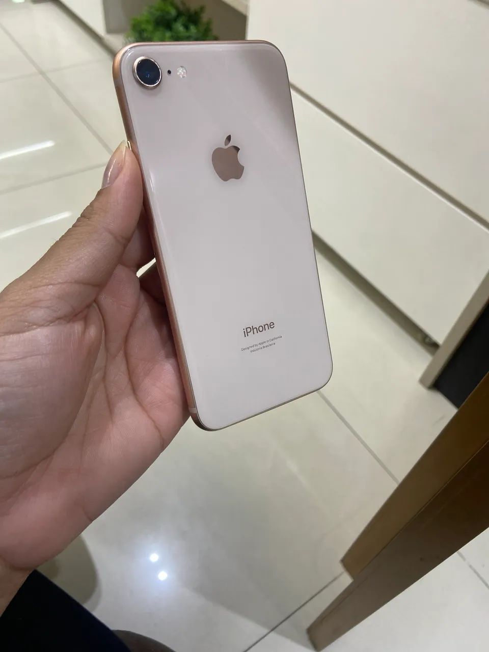 iPhone 8 rose - 64GB  - Foto 2