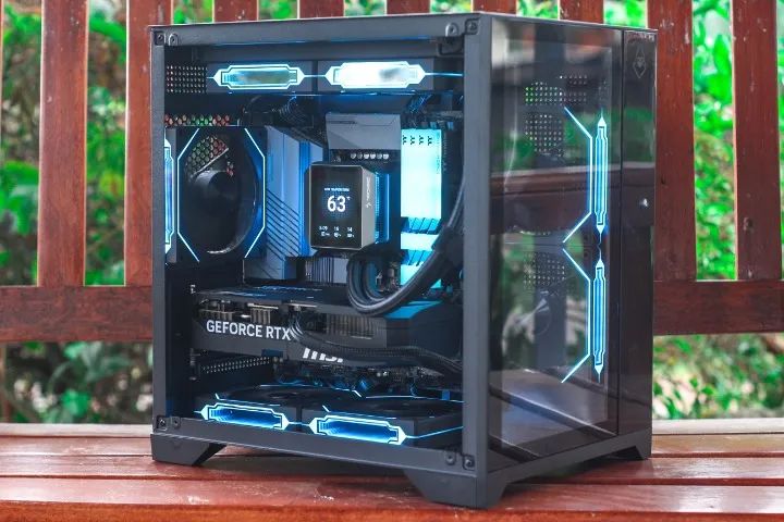 i5 13600K - 32GB - RTX 5070 - Foto 2