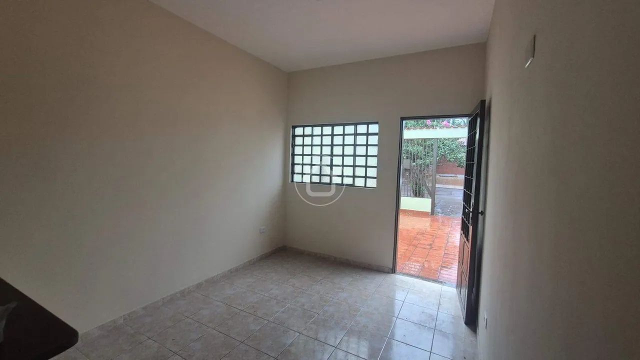 CASA COM 2 DORMITORIOS NO SANTA CARMELIA - Foto 4