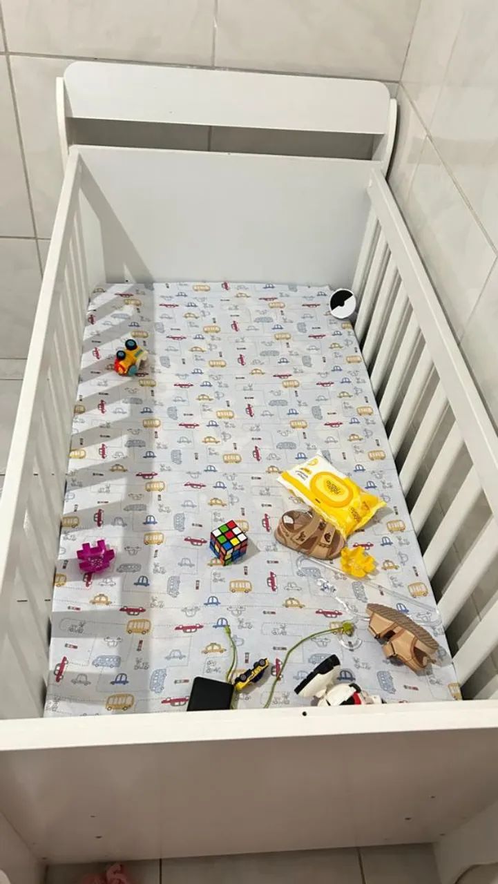 VENDO BERÇO PADRAO INFANTIL POUCO USADO COM COLCHAO  - Foto 3